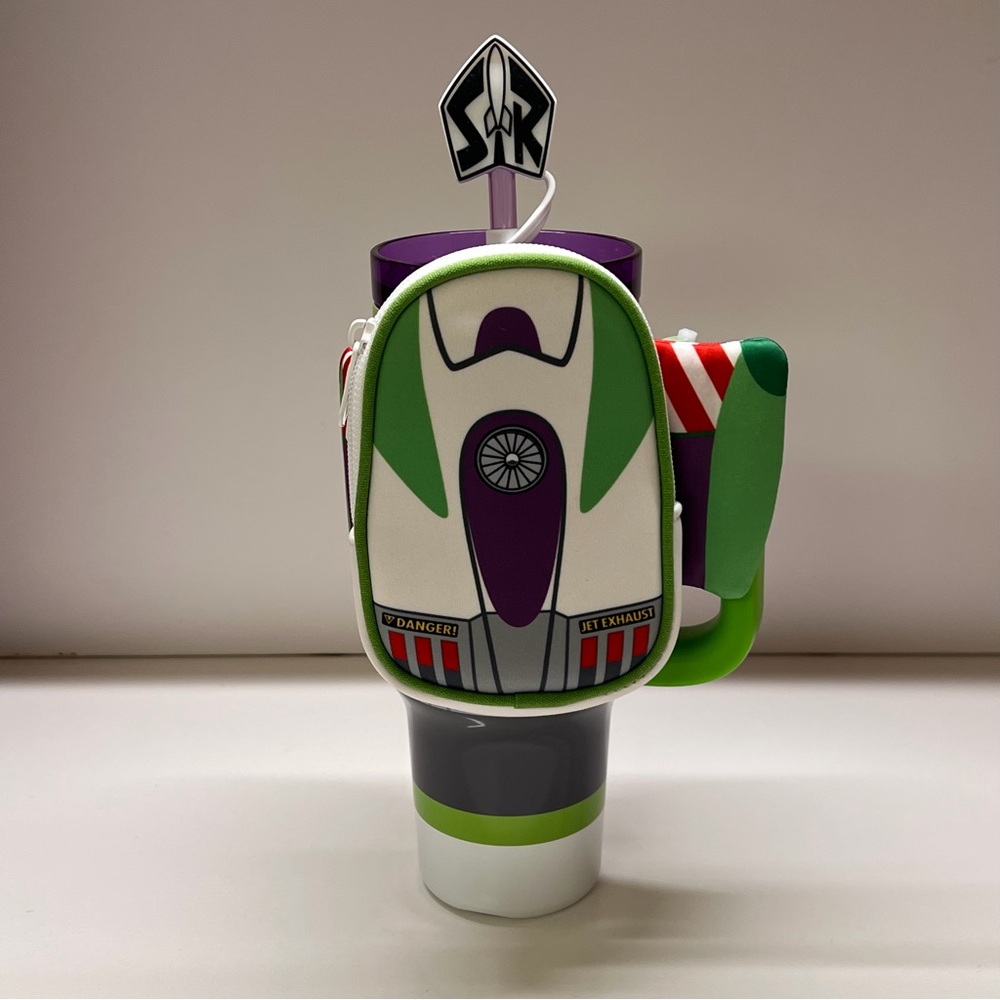 NEW Buzz Lightyear 30oz. Stainless Steel Travel Tumbler with Straw plus Zip Case
